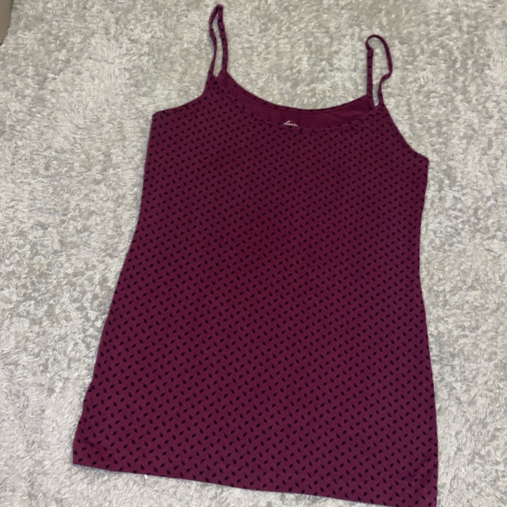 must Bundle For $3 Deal womens XS maroon with black geometric sleeveless top
